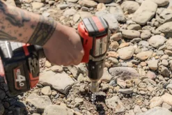 Screw-In Aluminium Peg Kit 22 Piece